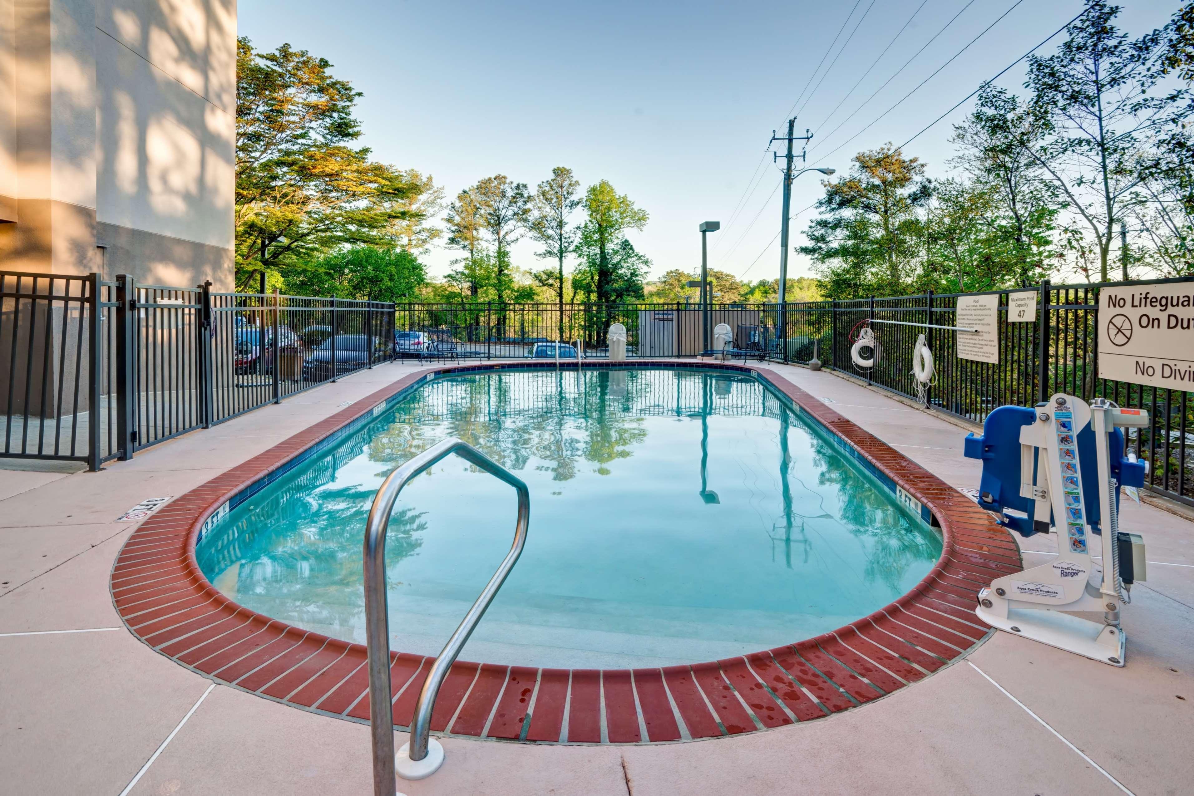 Hampton Inn Birmingham/Mountain Brook Eksteriør billede
