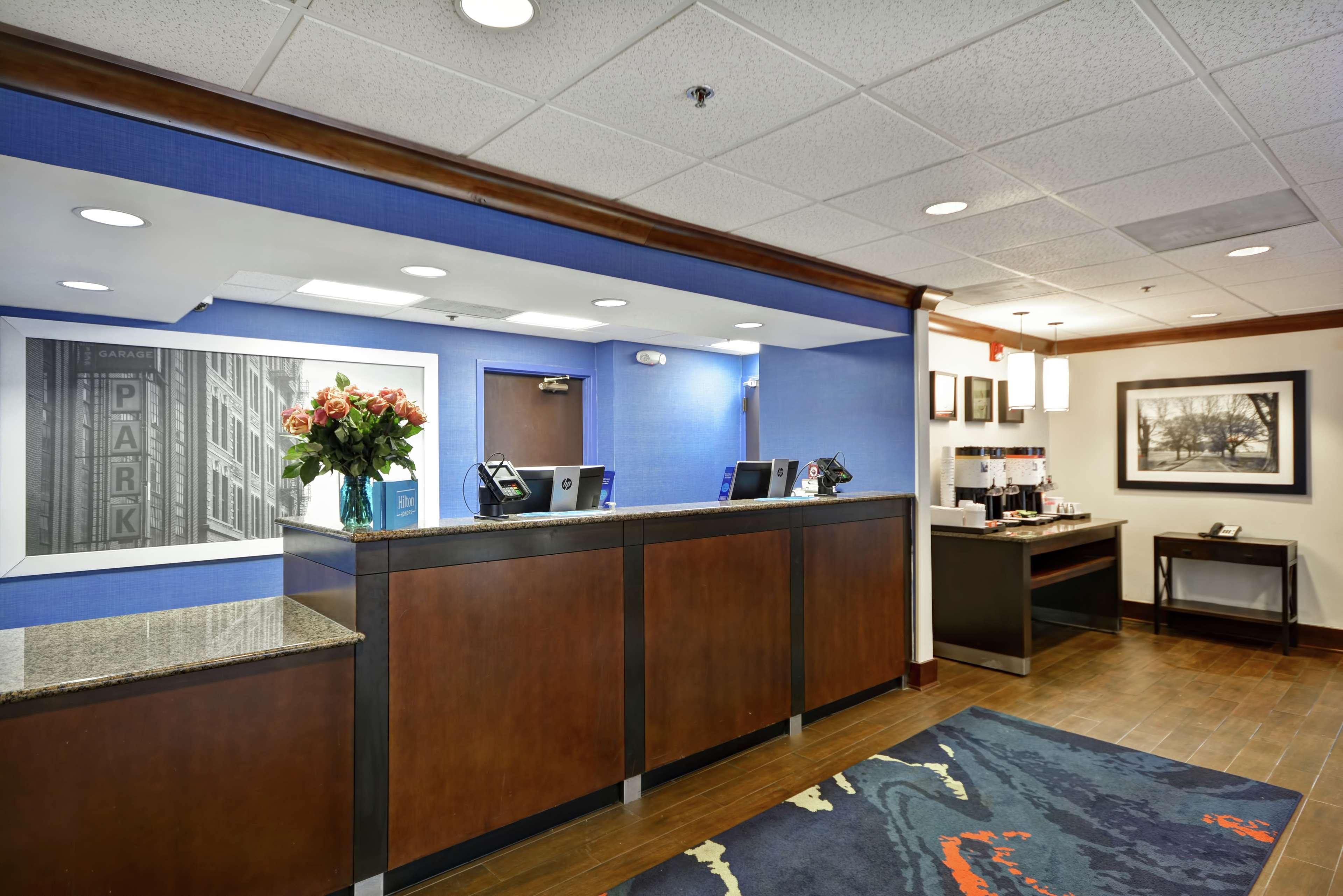 Hampton Inn Birmingham/Mountain Brook Eksteriør billede